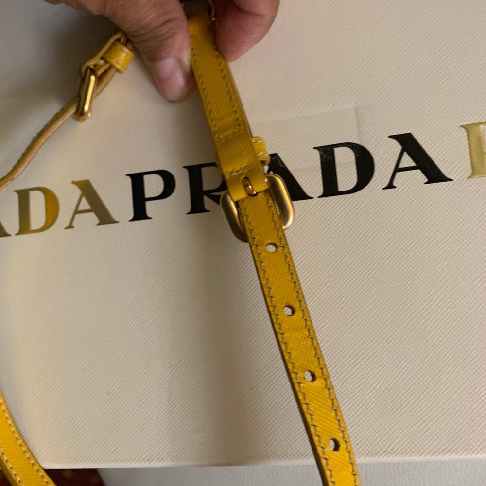 Prada crossbody authentic - Picture 11 of 15